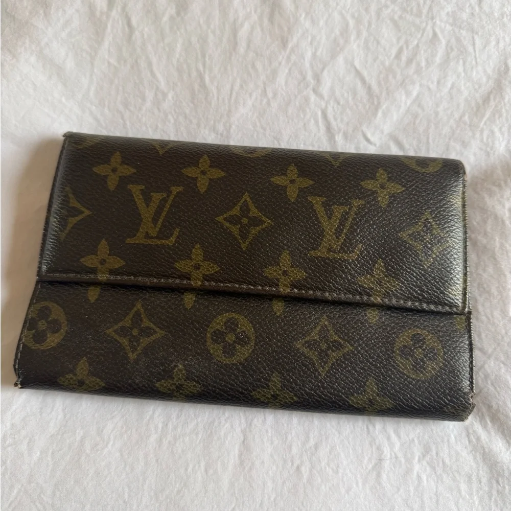 Louis Vuitton Brown and Black Bi-Fold Leather Wallet